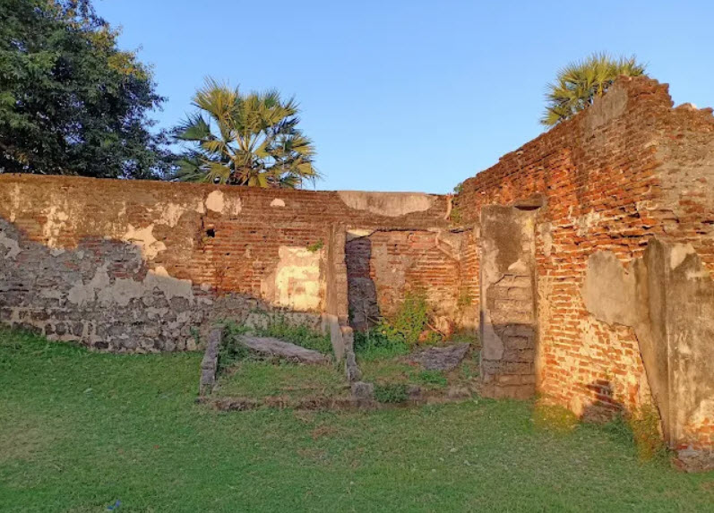 Ruins of Poonakary Fort, Sri Lanka